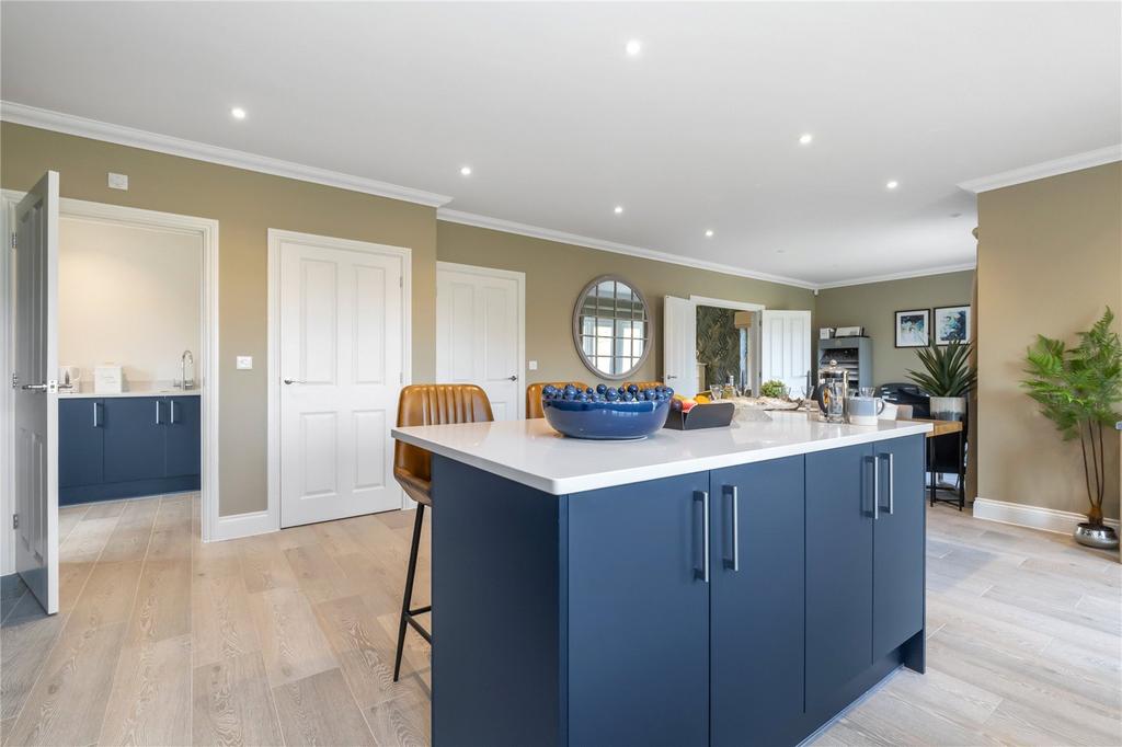 Daisyfield, Elmsett, Ipswich, Suffolk, IP7 4 bed detached house for