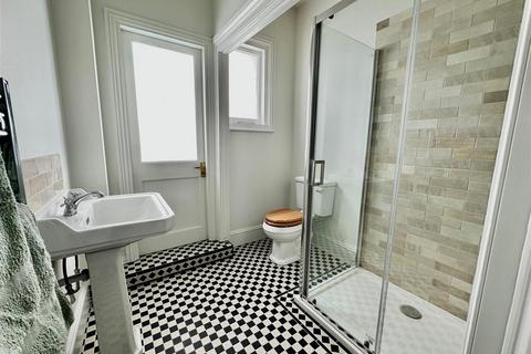 2 bedroom apartment to rent, Hornsey Lane, London