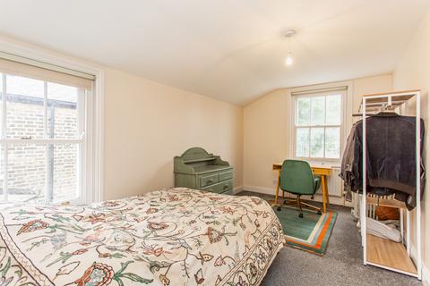 30 Strahan Road, London, E3 5DB