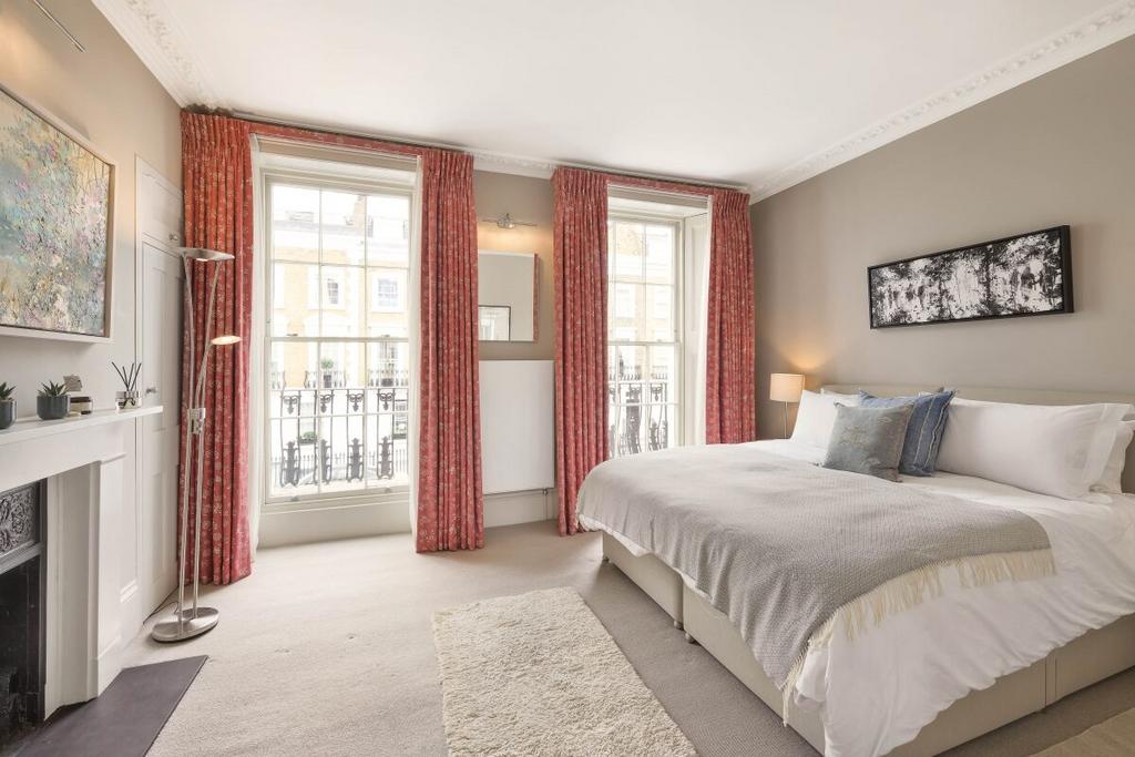 Halsey Street Chelsea SW3 4 bed terraced house for sale £3,750,000