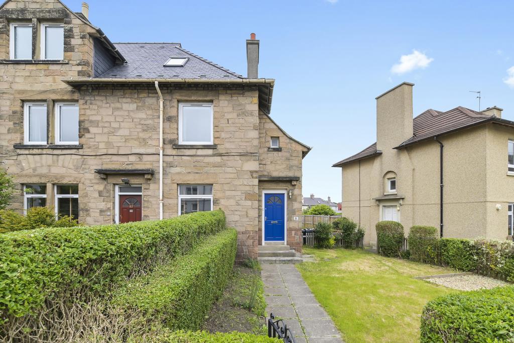 81 Chesser Crescent, Edinburgh, EH14 1SW 4 bed flat £315,000