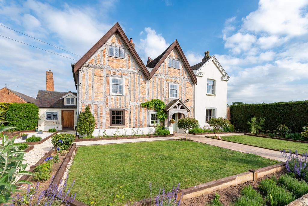 Bletchley, Market Drayton, Shropshire, TF9 6 bed detached house for
