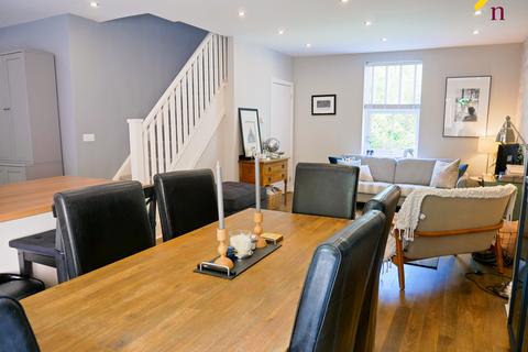 34 Broughton Road, Lodge, Wrexham, LL11 5NG