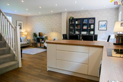 34 Broughton Road, Lodge, Wrexham, LL11 5NG