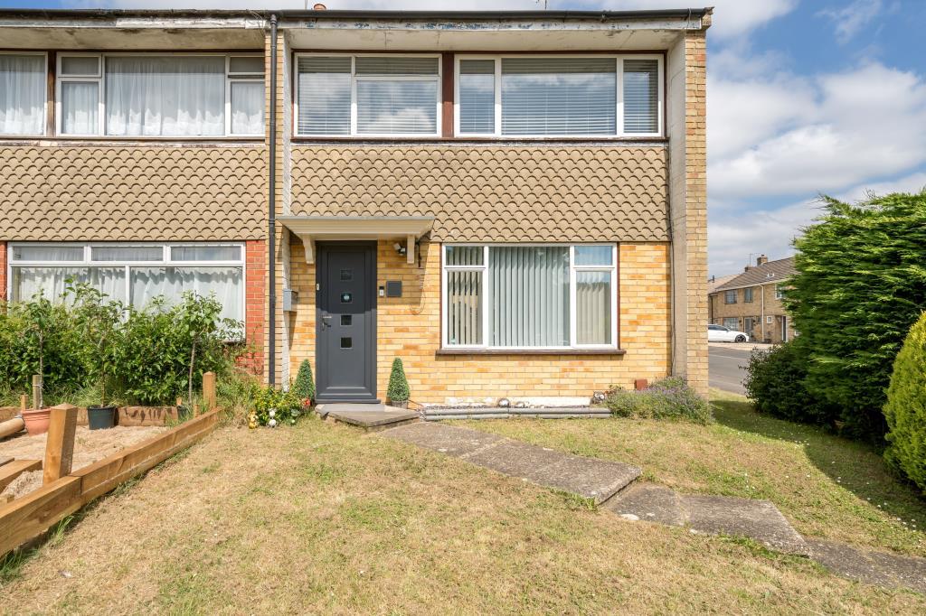Southcote cul de sac location, West Reading, RG30 3 bed end of