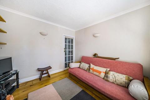16 Freelands Grove, Bromley, BR1 3LH