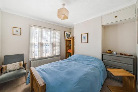 16 Freelands Grove, Bromley, BR1 3LH