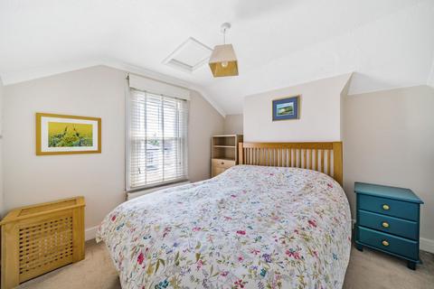 16 Freelands Grove, Bromley, BR1 3LH