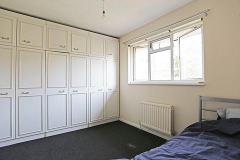 2 bedroom terraced house to rent, Palmer Road, Chadwell Heath, Dagenham, RM8