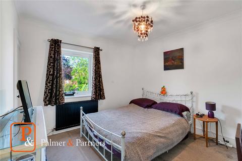 33 Bergholt Road, Colchester, CO4 5AA
