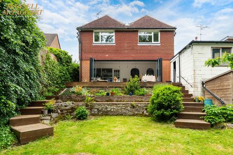 51 Downs View Road, Hassocks, BN6 8HY