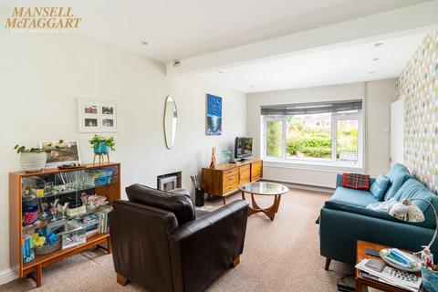 51 Downs View Road, Hassocks, BN6 8HY