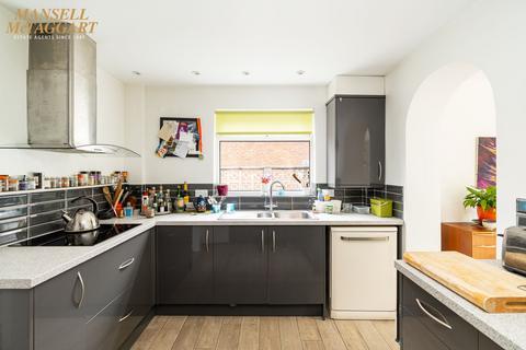 51 Downs View Road, Hassocks, BN6 8HY