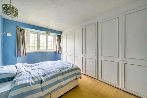 91 Eversley Road, London, SE19 3QS