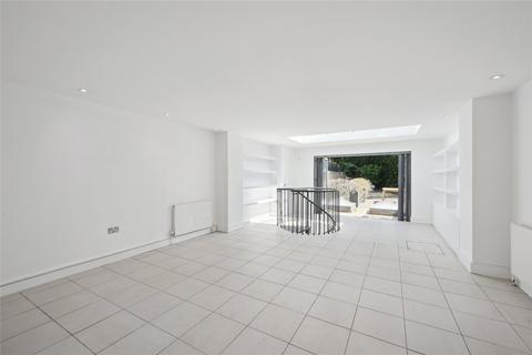 undefined, Cadogan Lane, Belgravia, London