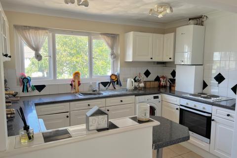 2 bedroom maisonette for sale, Crawte Avenue, Holbury, Southampton, Hampshire, SO45