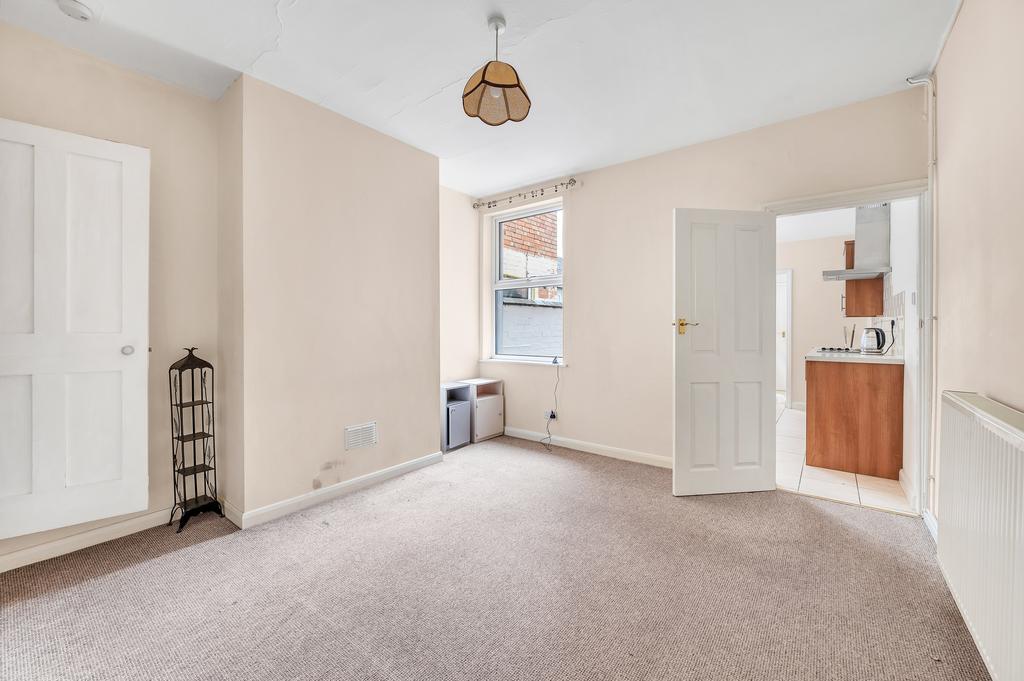 Craven Street, Melton Mowbray, LE13 3 bed terraced house £875 pcm (£202 pw)
