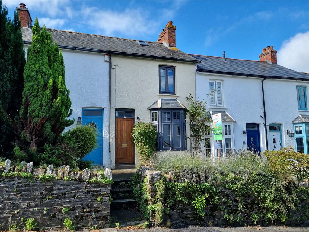 Buckland Monachorum, Yelverton 2 bed terraced house for sale £280,000