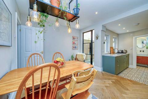 52 Queens Road, Caversham, Reading, RG4 8DL