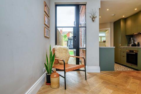 52 Queens Road, Caversham, Reading, RG4 8DL