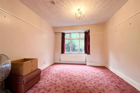 4 bedroom semi-detached house for sale - Brownlea Avenue, Dukinfield, Greater Manchester, SK16