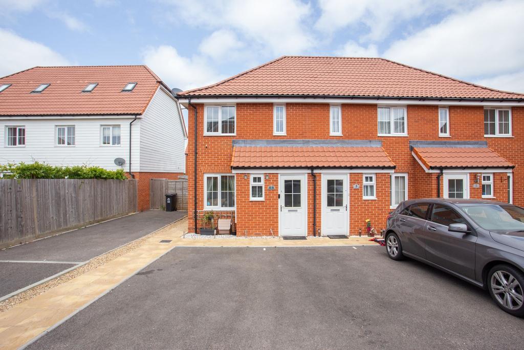 Cherry Blossom Way, Aylesham, CT3 2 bed end of terrace house for sale
