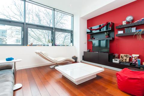 2 bedroom flat for sale, Pentonville Road, Angel, London N1 9LF