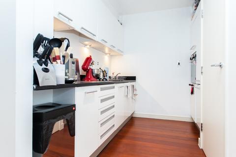 2 bedroom flat for sale, Pentonville Road, Angel, London N1 9LF