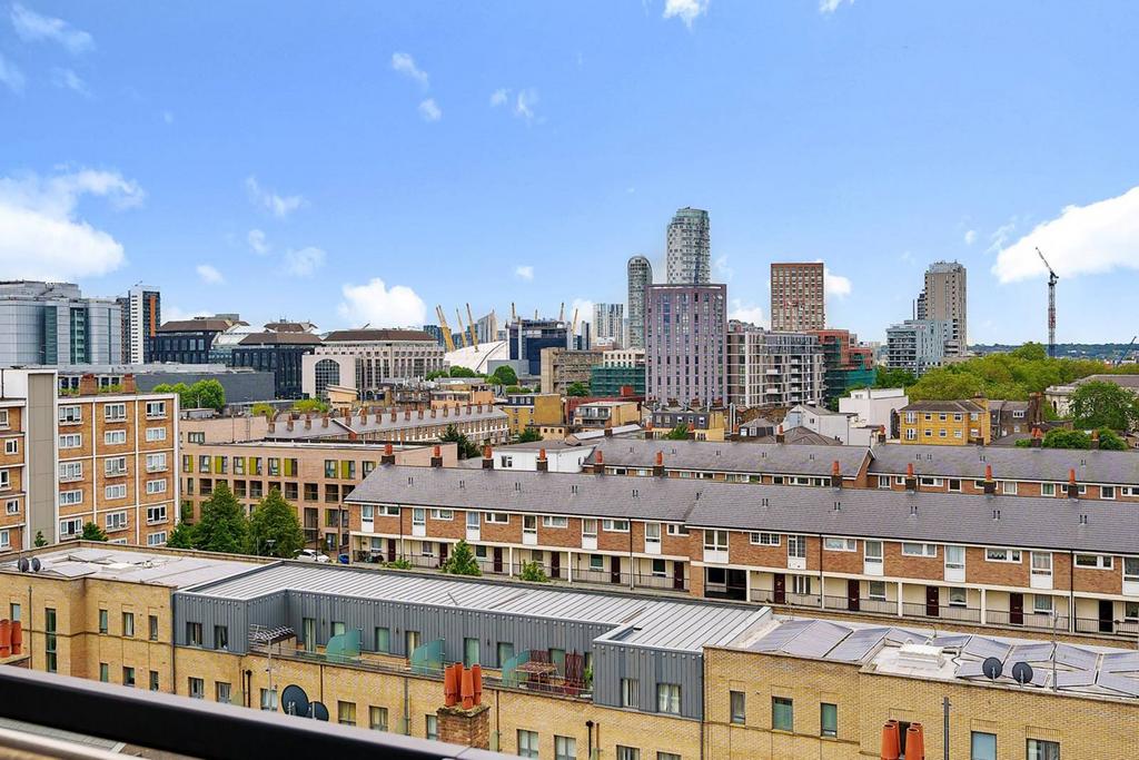 Hay Currie Street, Tower Hamlets... 2 bed flat - £425,000