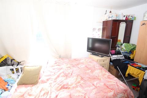 1 bedroom flat for sale, 22-24 Ash Grove, Penge SE20