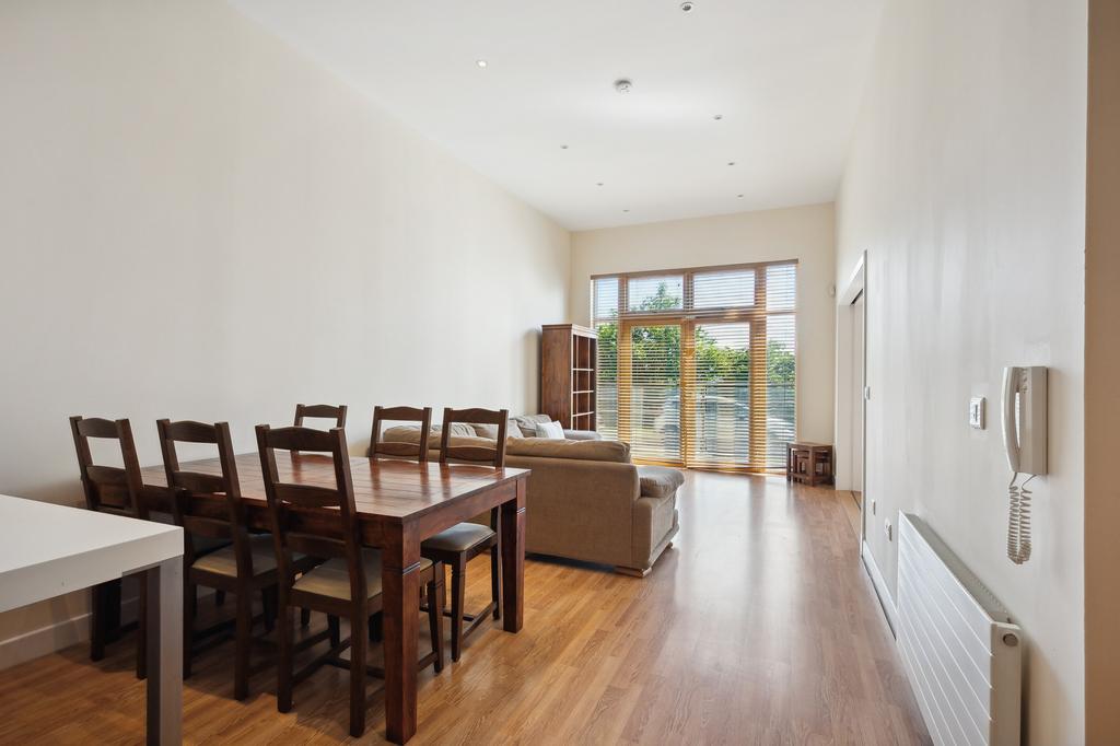 Southbrae Gardens, Flat 0/2, Jordanhill, Glasgow, G13 1UB 2 bed flat