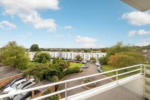 2 bedroom flat to rent - Eaton Drive, Kingston, Kingston upon Thames, KT2