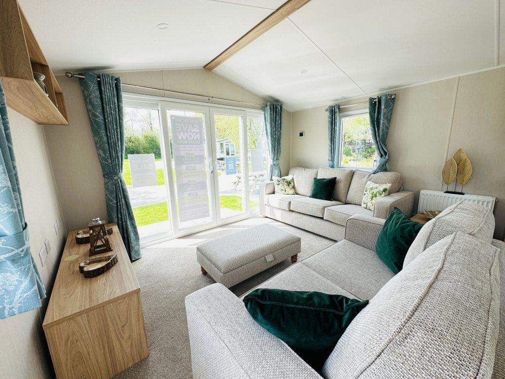 Hedley Wood Holiday Park 2 bed static caravan £74,995
