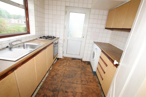 19 Hall Royd Walk, Silkstone Common, Barnsley, S75 4QA