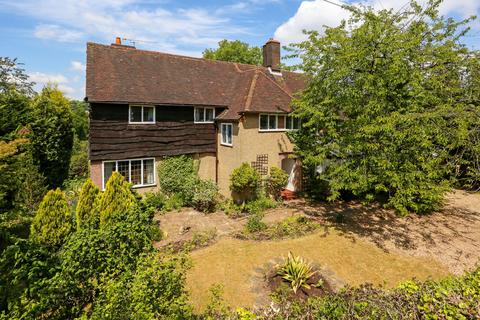 4 bedroom detached house for sale, The Fairfield, Farnham, Surrey, GU9