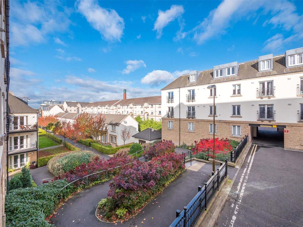 Hopetoun Crescent, Edinburgh, EH7 2 bed flat £1,590 pcm (£367 pw)