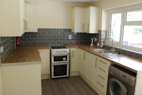 3 bedroom semi-detached house for sale, Redgate Avenue, Tenbury Wells, WR15