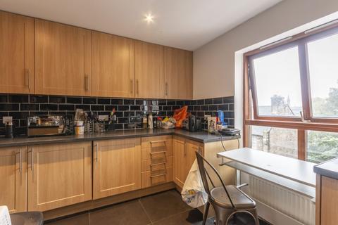 8 bedroom flat share to rent, 04P – East Crosscauseway, Edinburgh, EH8 9HD