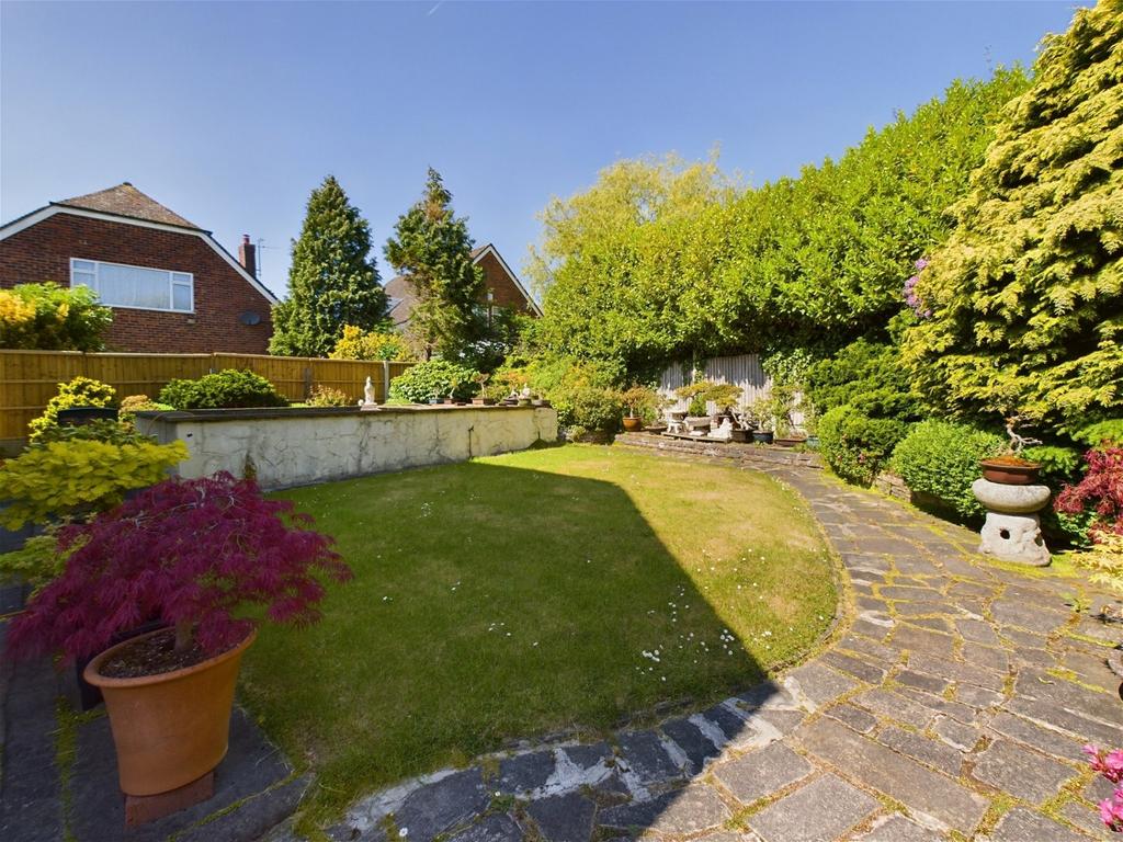 SEFTON GARDENS, AUGHTON, ORMSKIRK 3 bed detached house for sale £450,000