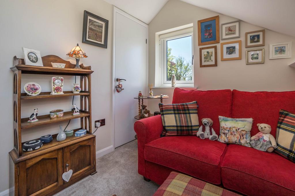 Bedroom/study