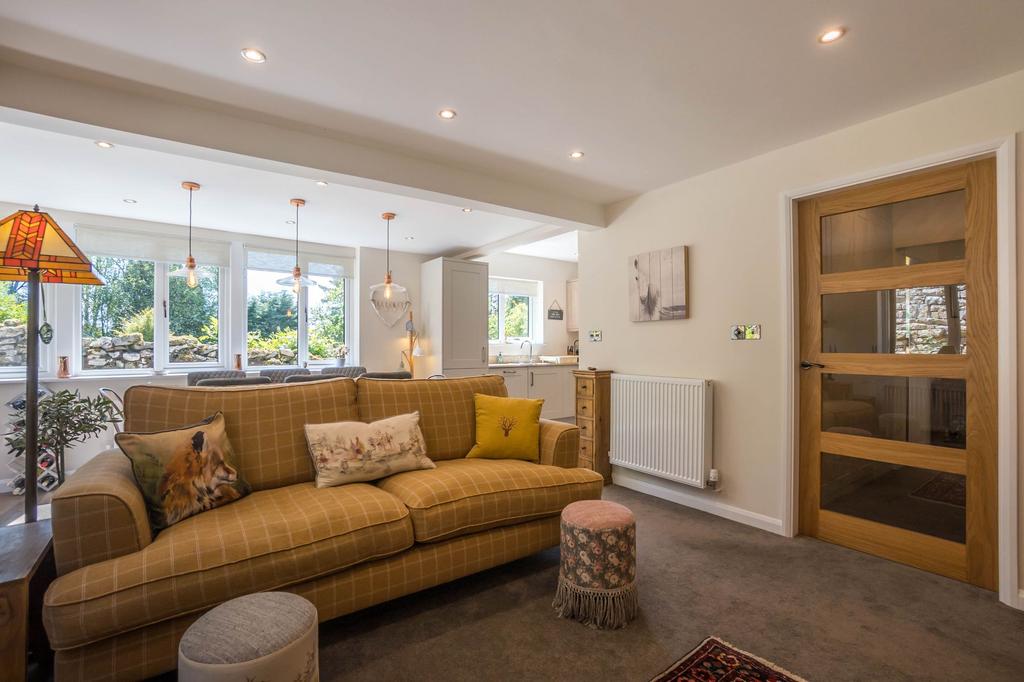 Open plan kitchen/dining and family area