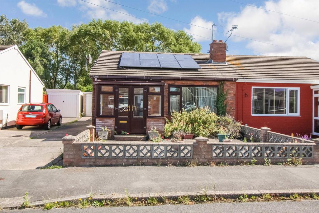 Llys Charles, Towyn, Abergele, LL22 9NP 2 bed semidetached bungalow