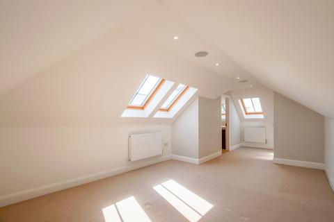 4 bedroom detached house to rent - Whyke Lane, Chichester, PO19
