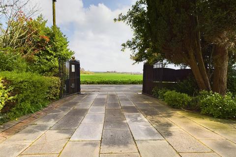 Greytrees Wellfield Lane, Westhead, Ormskirk, L40 6HH