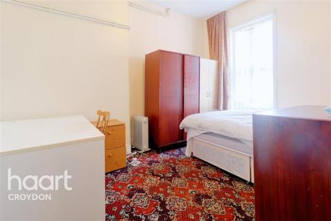 1 bedroom flat to rent, Prince Road, SE25