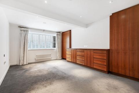 31 Palace Street, London, SW1E 5HW