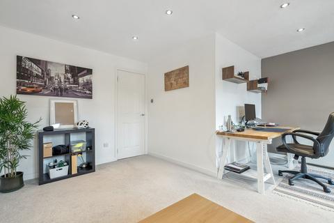 Flat 2/2, 1 Dick Street, Glasgow, G20 6JF