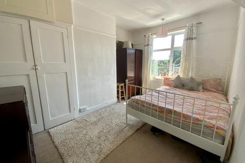 37 Alexandra Avenue, Luton, LU3 1HE