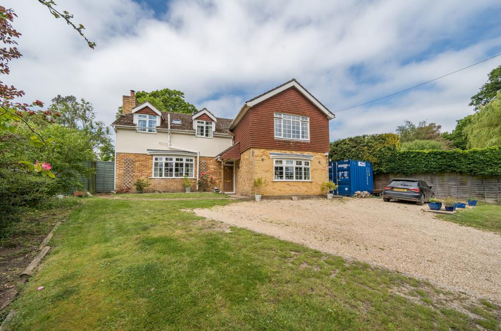 Braishfield Road, Braishfield, Romsey, Hampshire, SO51 4 bed detached