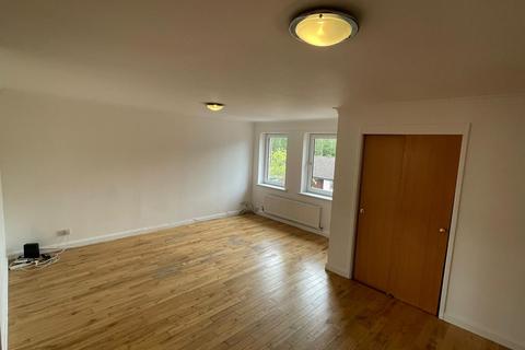 2 bedroom flat to rent, Leving Place, Livingston EH54